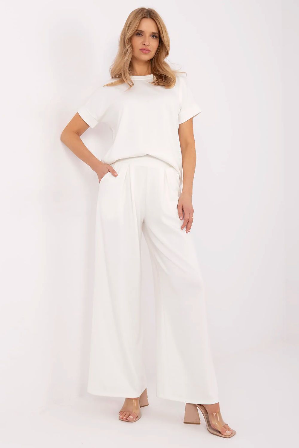 Pantaloni model 209837 Relevance