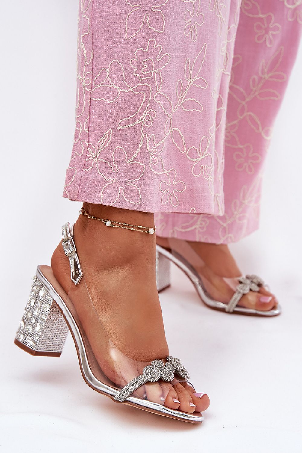 Sandali con tacco model 213937 Step in style