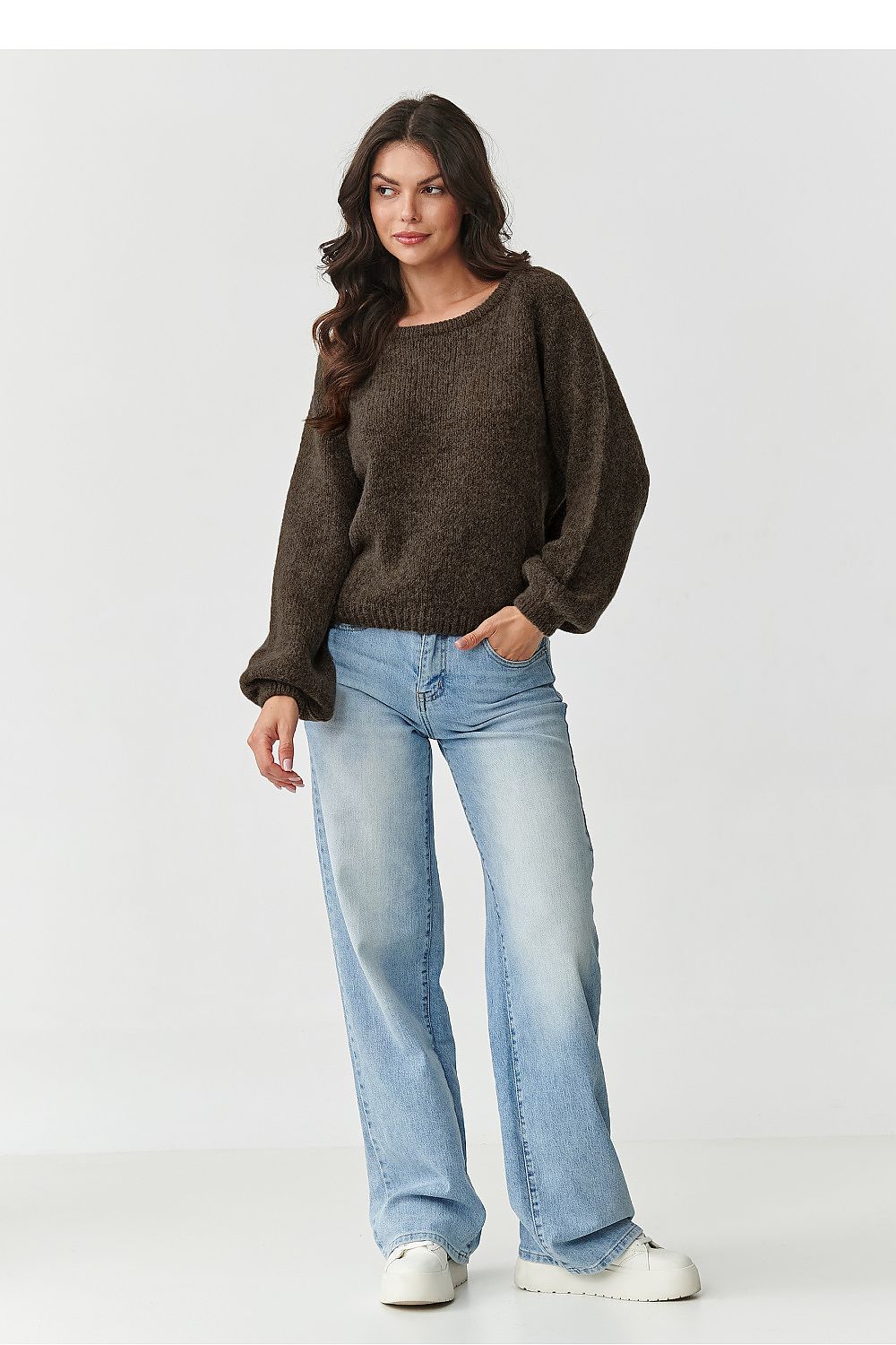 Maglione model 217383 Makadamia