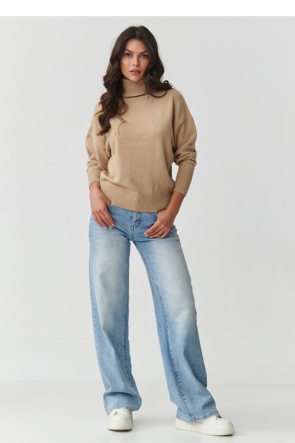 Collo alto model 217392 Makadamia