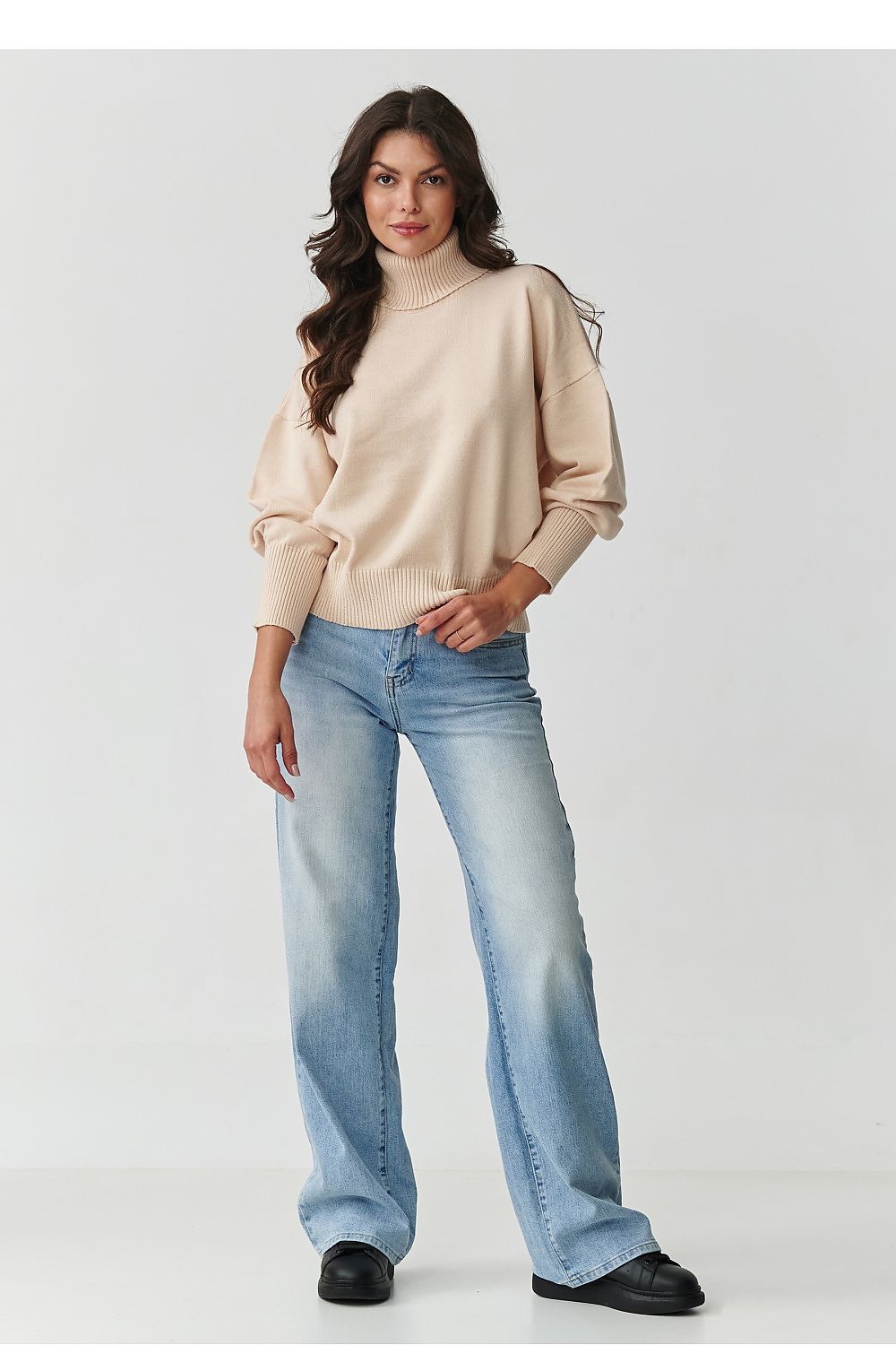 Collo alto model 217393 Makadamia