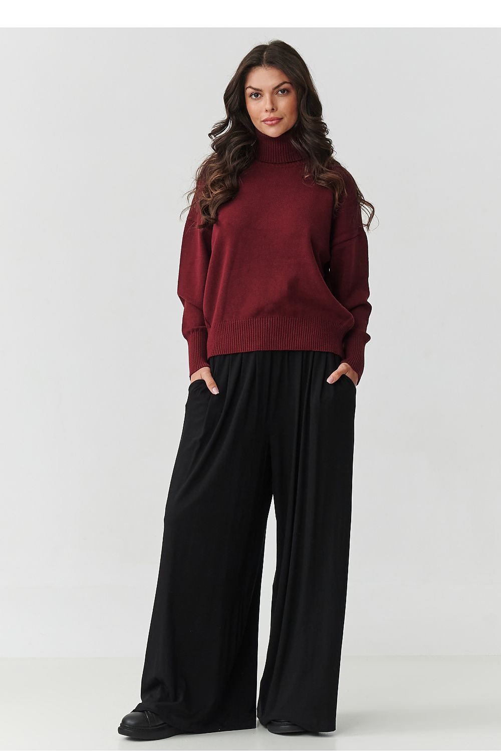 Collo alto model 217397 Makadamia