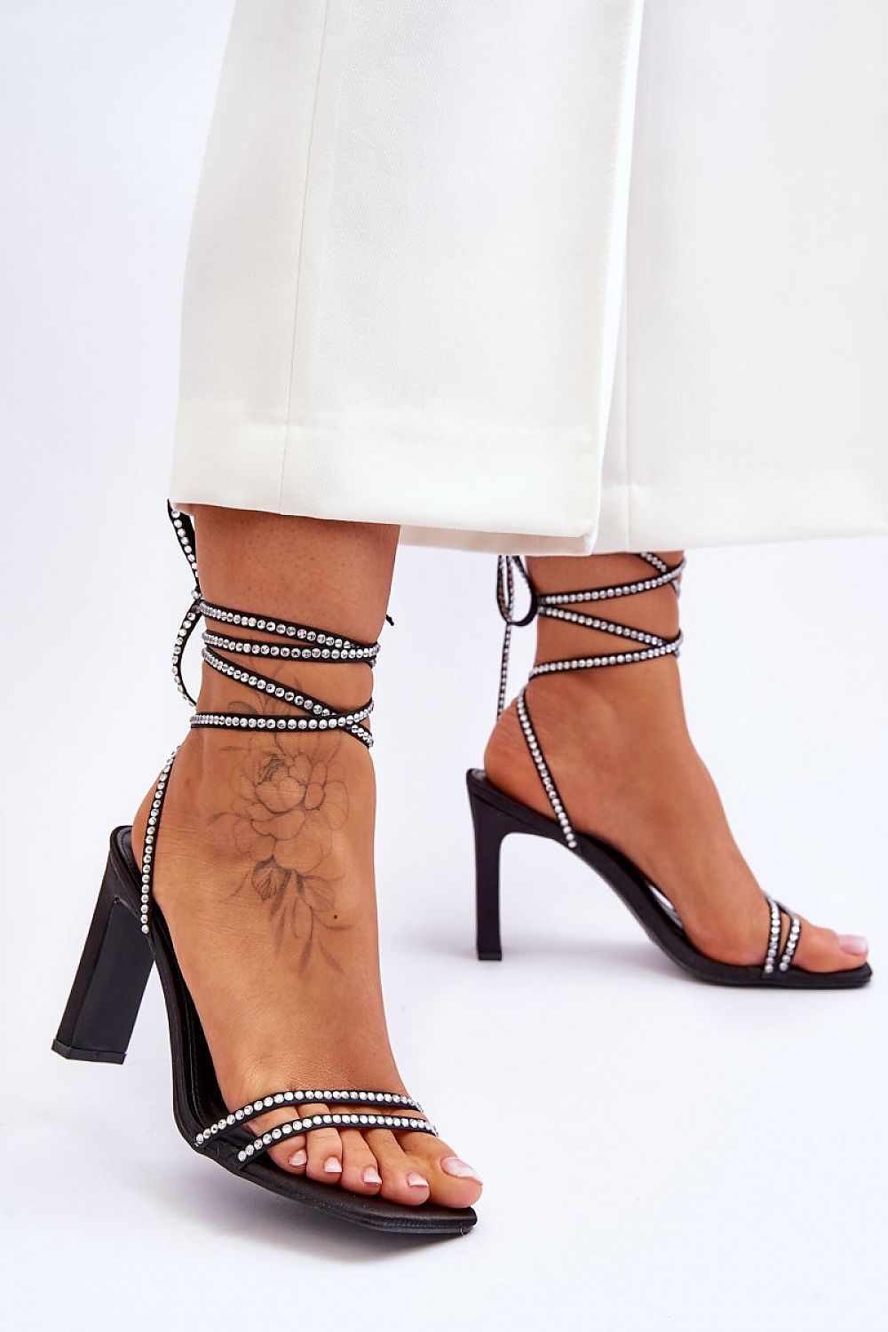 Sandali con lacci model 179623 Step in style