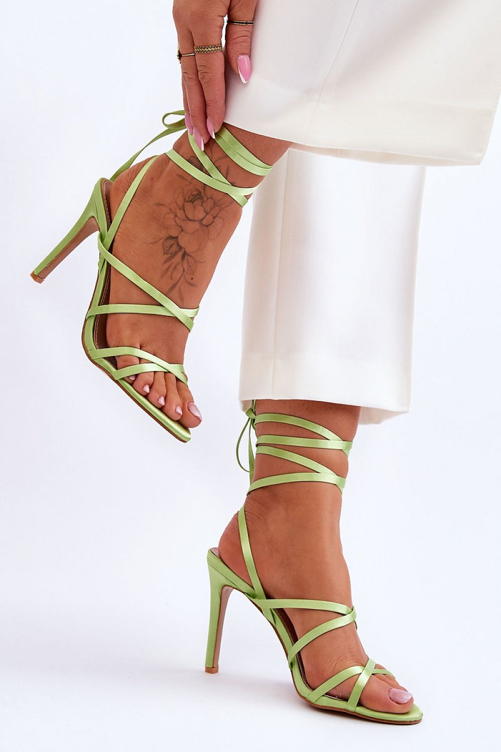 Sandali con lacci model 179628 Step in style