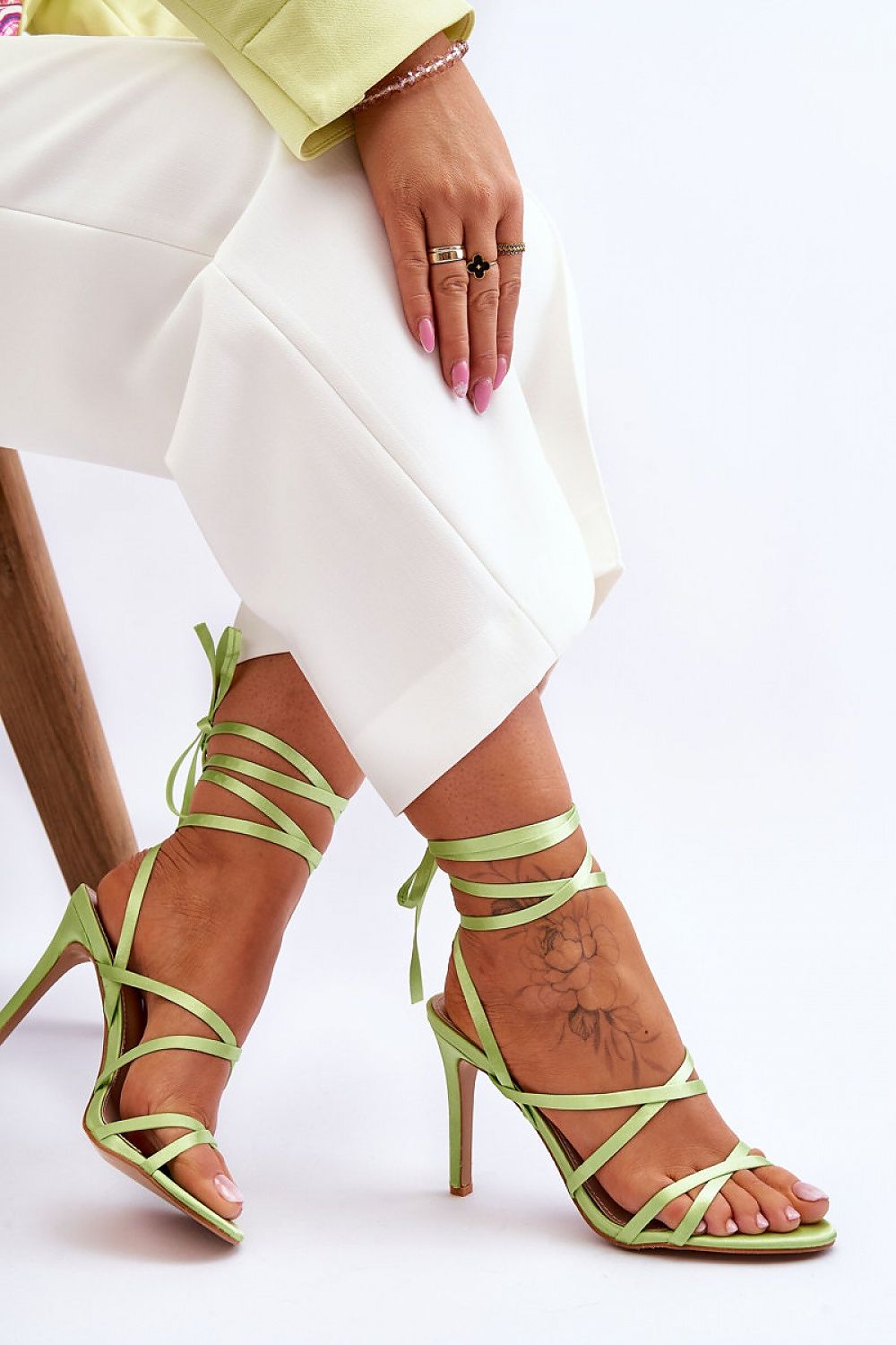 Sandali con lacci model 179628 Step in style